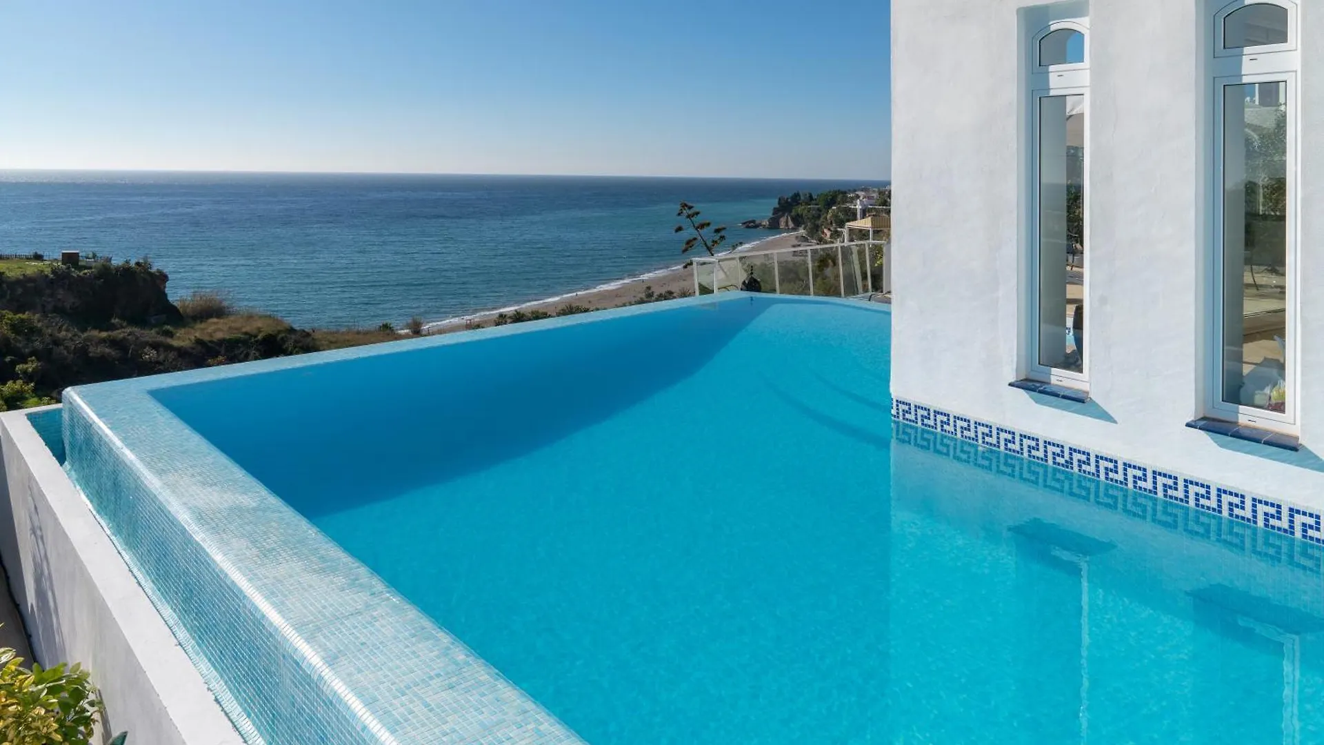 Chimenea 16 Villa Nerja