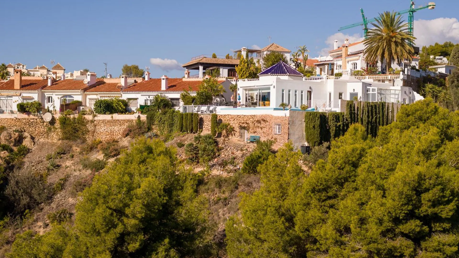 Chimenea 16 Villa Nerja 0*,