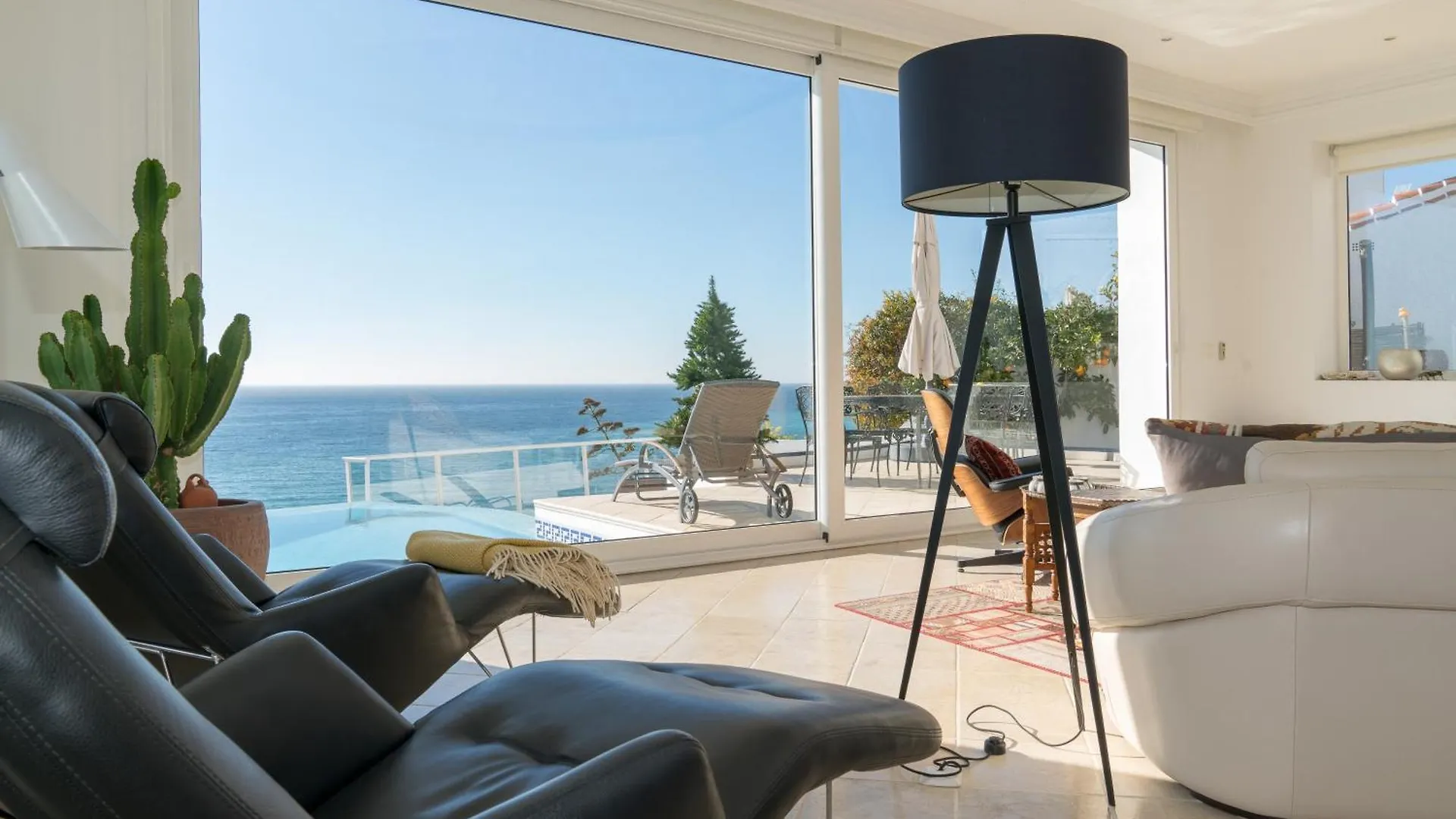Chimenea 16 Villa Nerja